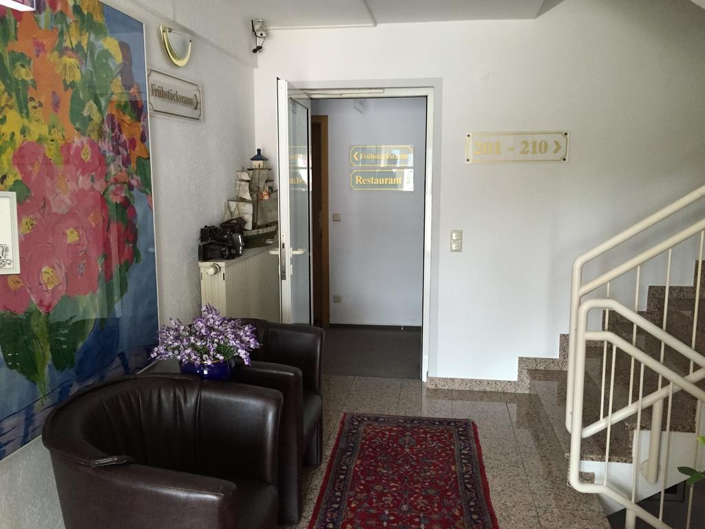 尼布尔酒店 腓特烈斯多夫 外观 照片